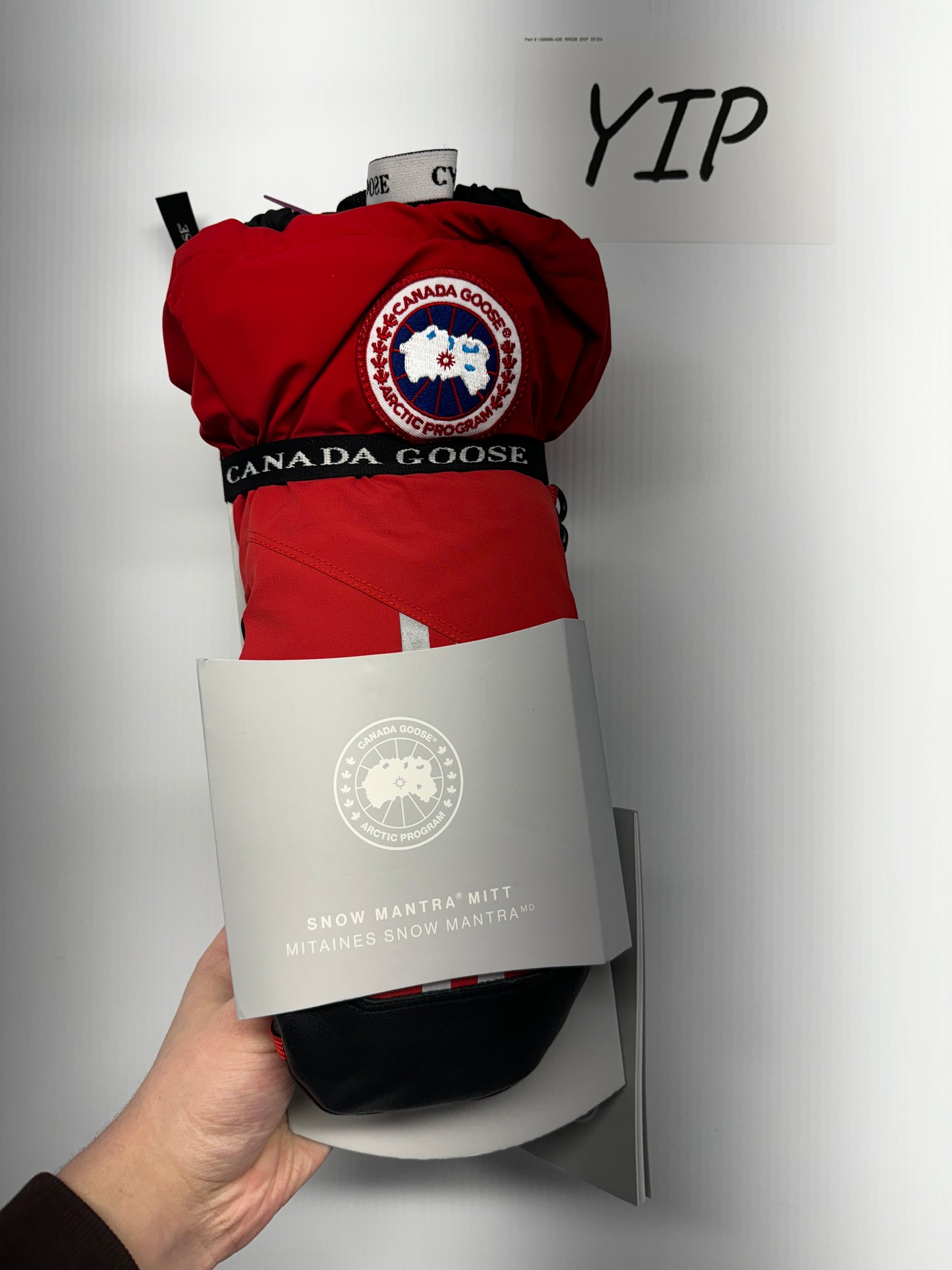 Men's Canada Goose	Snow Mantra Mitt	Red	5122M